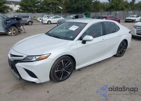 2019 Toyota Camry Xse z USA, uszkodzony, nr VIN 4T1B61HK8KU706711